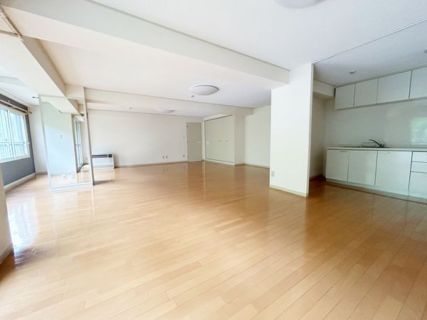 宮の森パレス リビング リビング