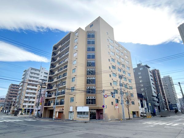 プレジデント円山 外観