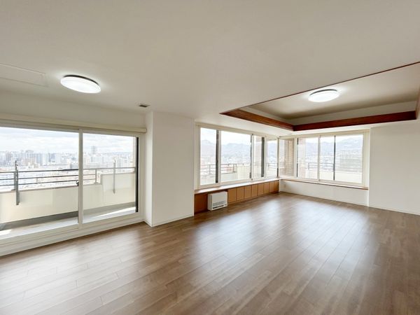 ラピスガーデン宮の森 リビング