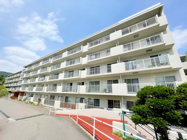 ニューライフ神宮の森 弐番館 外観 ニューライフ神宮の森 弐番館 外観