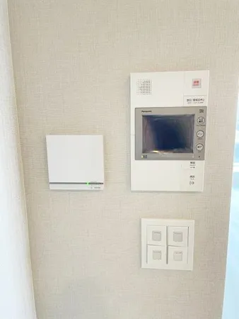 インターホン・床暖スイッチ