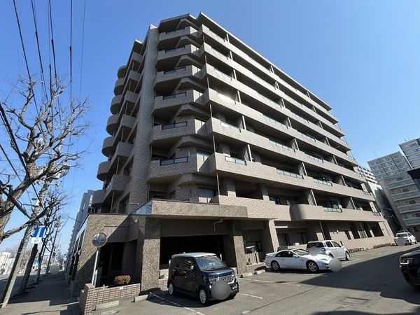 エスセーナ北7条ルネス 外観