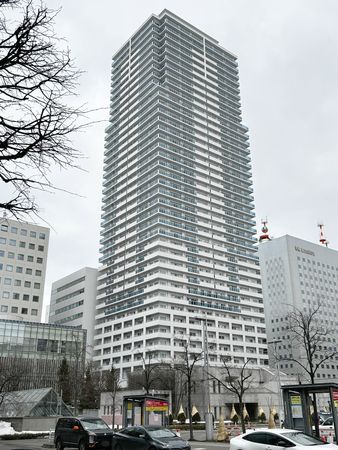 8・3スクエアディーグラフォート札幌ステーションタワー 外観