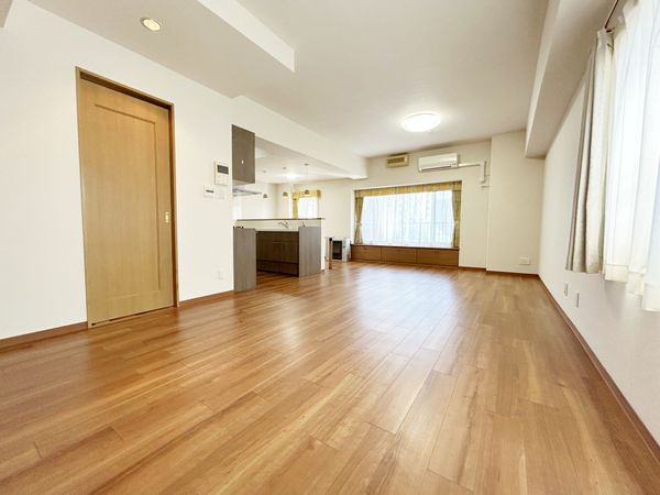 エスセーナ北大前 リビング