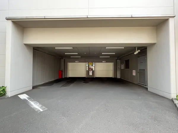駐車場出入口