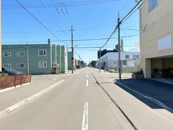 前面北側道路幅員約10.91ｍ