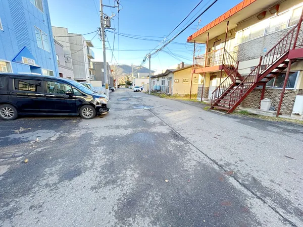 北側前面道路（幅員　約７．２ｍ）