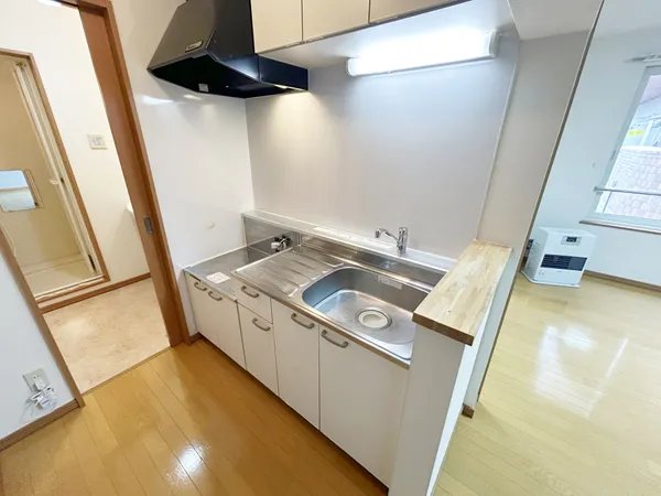 キッチン（１０５号室）