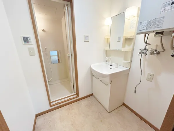 洗面所（１０５号室）