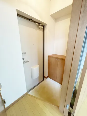 玄関（１０５号室）