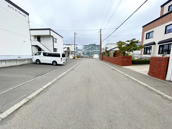 前面道路幅員８．０ｍ