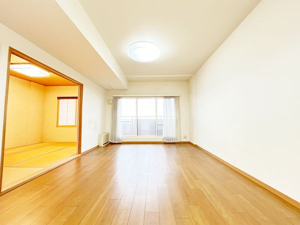 森林公園パークハウス東壱番街 B棟 リビング 森林公園パークハウス東壱番街 B棟 リビング