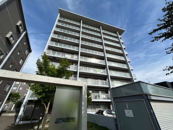 エクセルシオール新さっぽろ B棟 外観