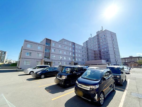 ロピアパークサイド大谷地 外観