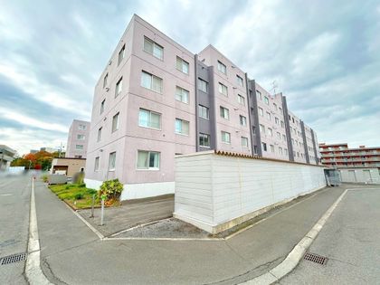 新札幌グランドハイツ B棟 外観