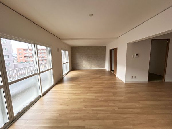 新札幌グランドハイツ B棟 リビング