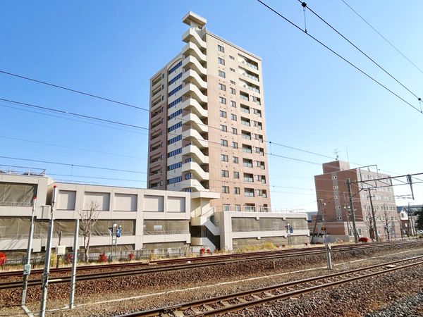 リブウェル北広島エルフィン・ターミナル 外観 リブウェル北広島エルフィン・ターミナル 外観