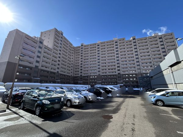 ロイヤルコート大谷地ステーション 外観