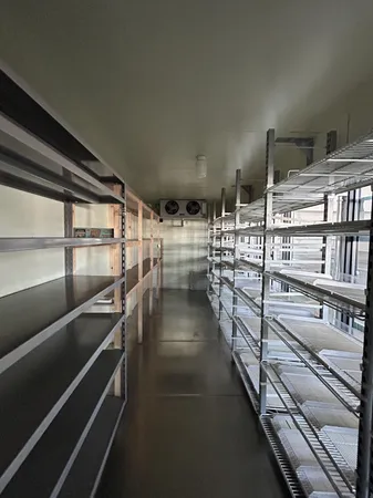 店舗内部冷蔵庫