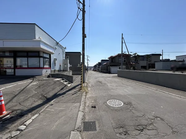 南西側道路幅員約8.0ｍ