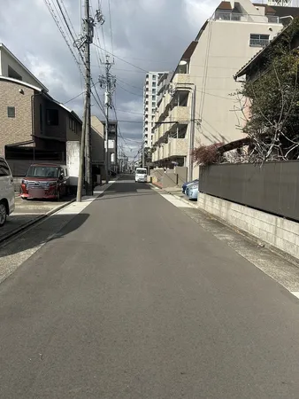 前面道路を含む土地写真