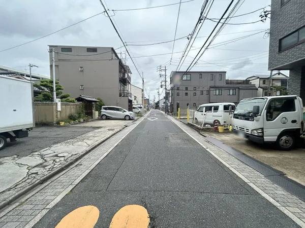 前面道路を含む現地写真