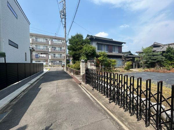 中村区日比津町4丁目 土地 前面道路含む外観
