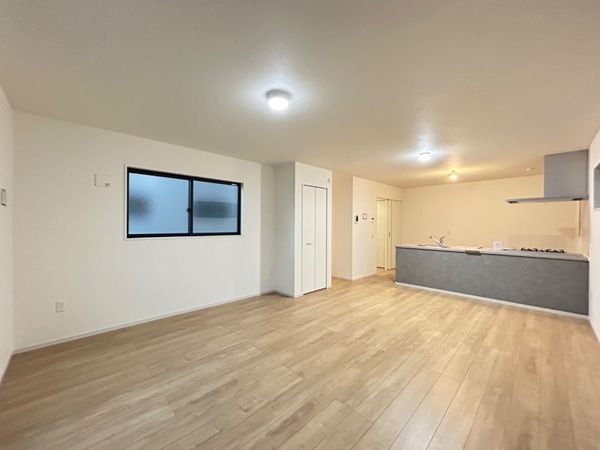 中村区角割町2丁目 3号棟 リビング 中村区角割町2丁目 3号棟 リビング