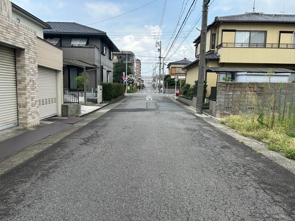 西区枇杷島5丁目 新築戸建 前面道路含む外観