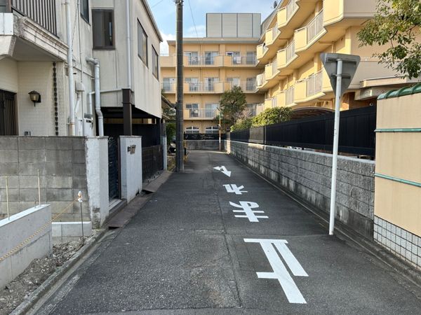 中村区深川町3丁目 1号棟 前面道路含む外観 中村区深川町3丁目 1号棟 前面道路含む外観