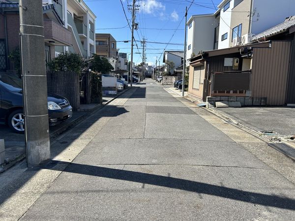 中村区元中村町1丁目 3号棟 前面道路含む外観 中村区元中村町1丁目 3号棟 前面道路含む外観