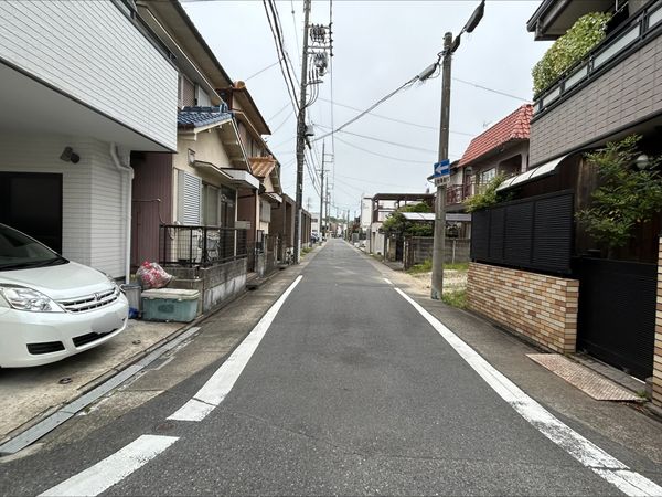 中村区日ノ宮町5丁目 戸建 前面道路含む外観 中村区日ノ宮町5丁目 戸建 前面道路含む外観