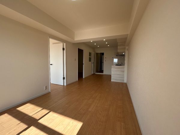 エスポア中村公園Ⅱ号館 リビング