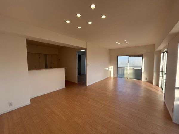 エスポア浄心Ⅱ リビング エスポア浄心Ⅱ リビング