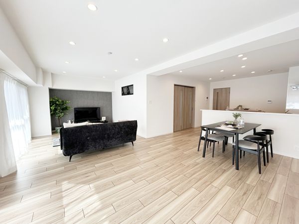 浄心ステーションビル 南館 リビング