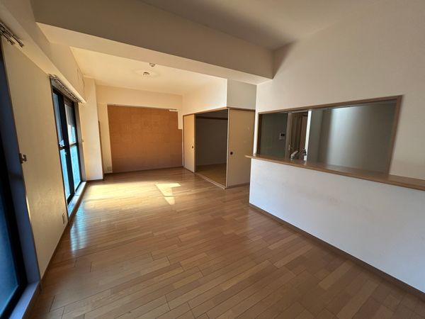 シャトレ愛松名駅南 リビング