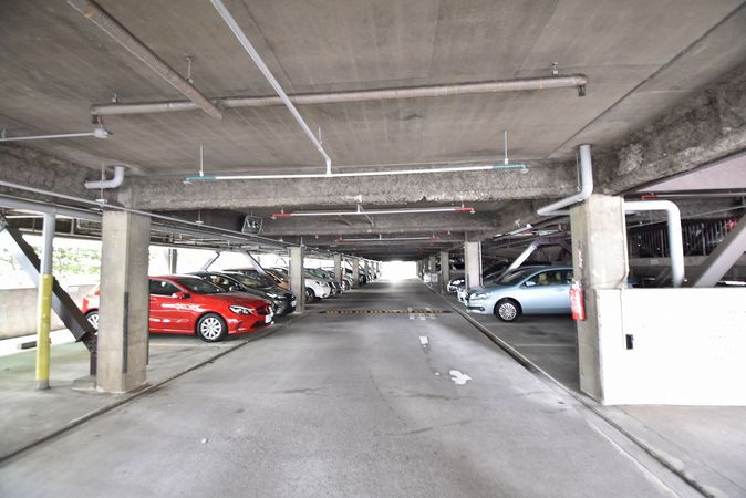 パークシティ鳥見 D棟 駐車場 パークシティ鳥見 D棟 駐車場