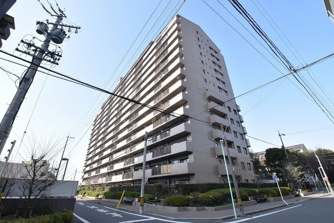 鳥見パーク・マンション三番街南棟 外観 鳥見パーク・マンション三番街南棟 外観