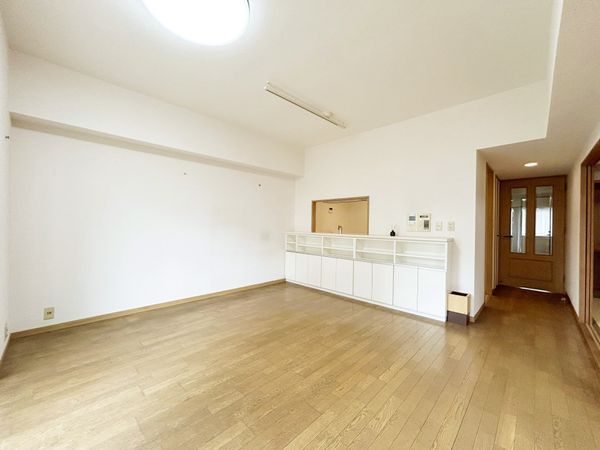 鳥見パーク・マンション三番街南棟 リビング