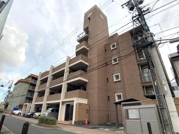 三旺マンション第6植田 外観 三旺マンション第6植田 外観