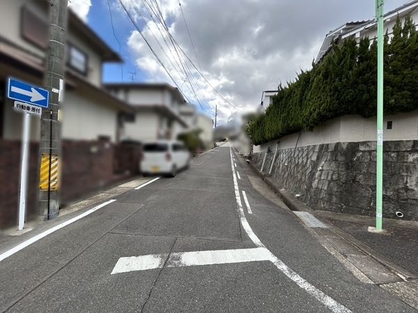 天白区高宮町 前面道路含む外観 天白区高宮町 前面道路含む外観