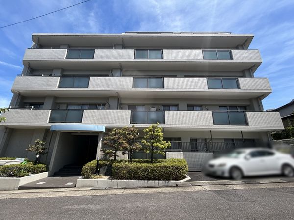植田一丁目パーク・ホームズ 外観