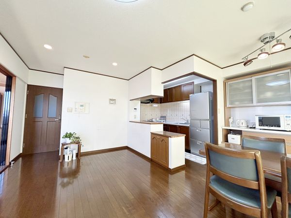 ライオンズマンション植田第2 リビング ライオンズマンション植田第2 リビング