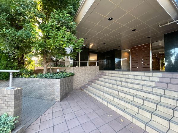 ロイヤルアーク植田イースト エントランス エントランス