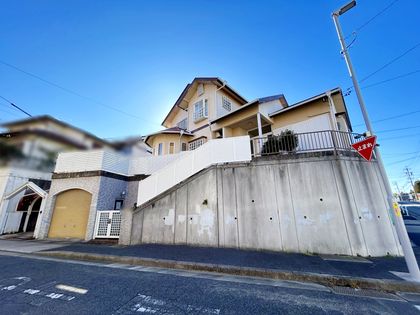 名東区高針4丁目 前面道路含む外観