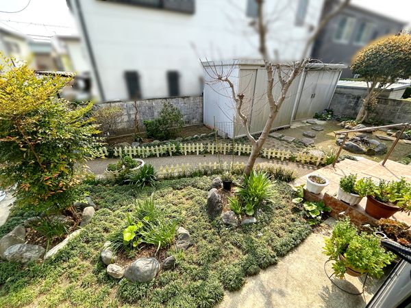 春日井市不二ガ丘3丁目 庭