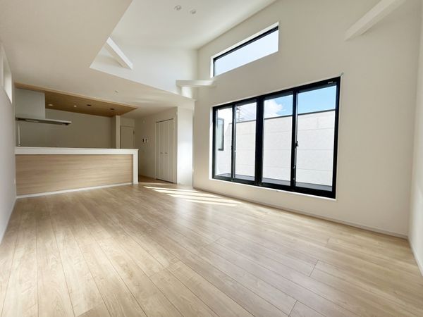 名東区香流2丁目 リビング