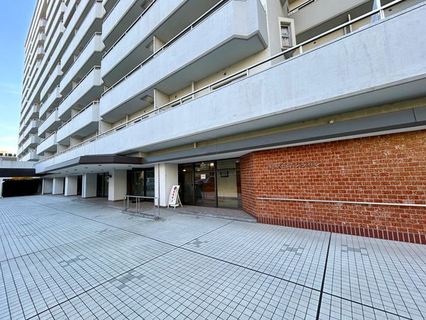 虹ケ丘マンション本館 エントランス エントランス