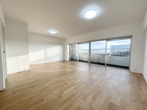 虹ケ丘マンション本館 リビング 虹ケ丘マンション本館 リビング