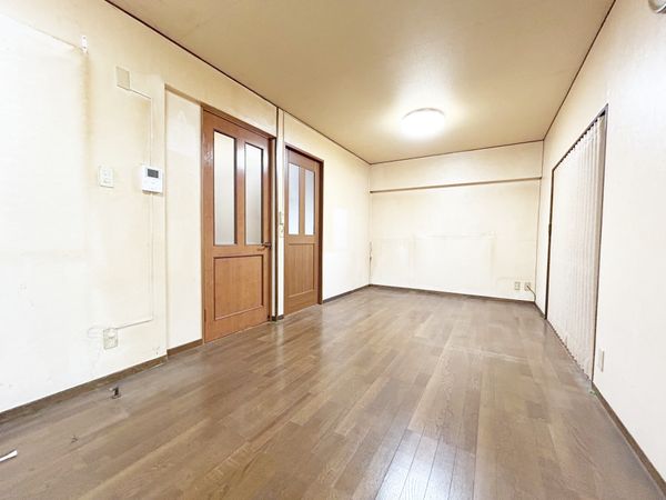 上社南住宅 3号棟 リビング 上社南住宅 3号棟 リビング